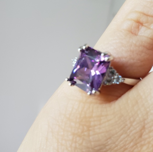 Gorgeous Sterling silver Amethyst ring NIB - Picture 4 of 9